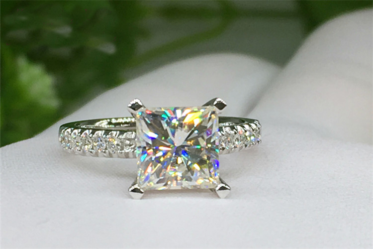 Custom Solid 10K Au417 White G - đánh giá và giá Moissanite Engagement Ring 1 Carat