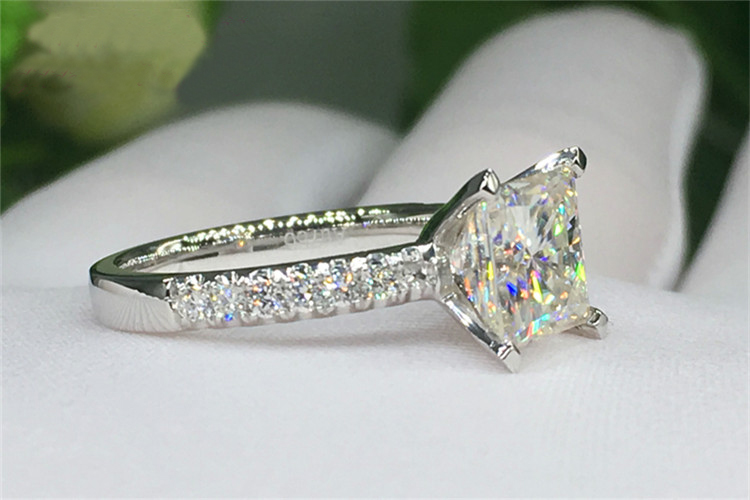 Custom Solid 10K Au417 White G - đánh giá và giá Moissanite Engagement Ring 1 Carat