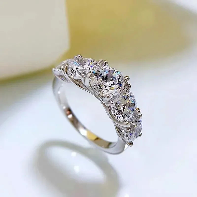 Luxury 18K White Gold Wedding  - đánh giá và giá Moissanite Engagement Ring 1 Carat