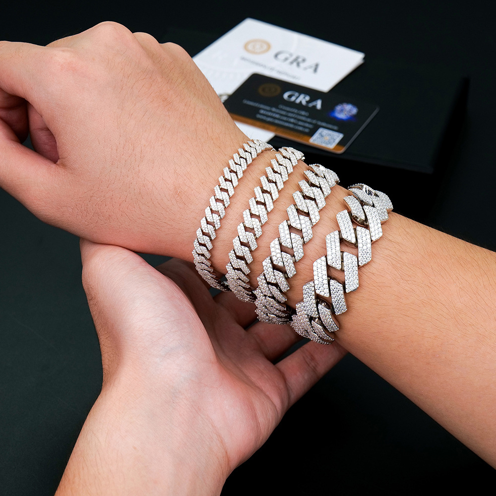 GRA Certified D Color VVS1 Moi - đánh giá và giá Cuban Link Chain 12Mm
