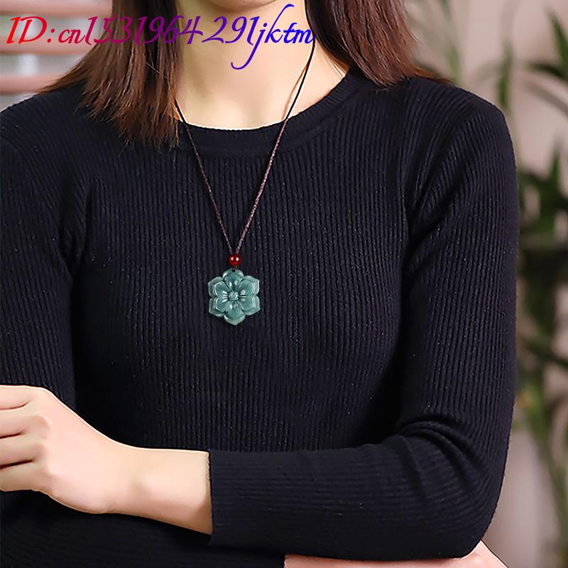 Burmese Jadeite Flower Pendant - đánh giá và giá Necklaces