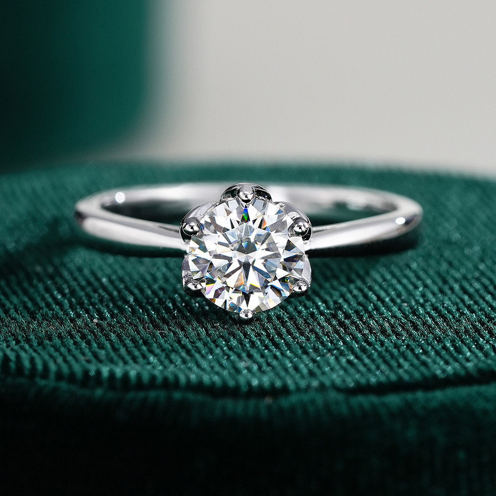 JoyceJelly Classic Six-Claw Mo - đánh giá và giá Moissanite Engagement Ring 1 Carat