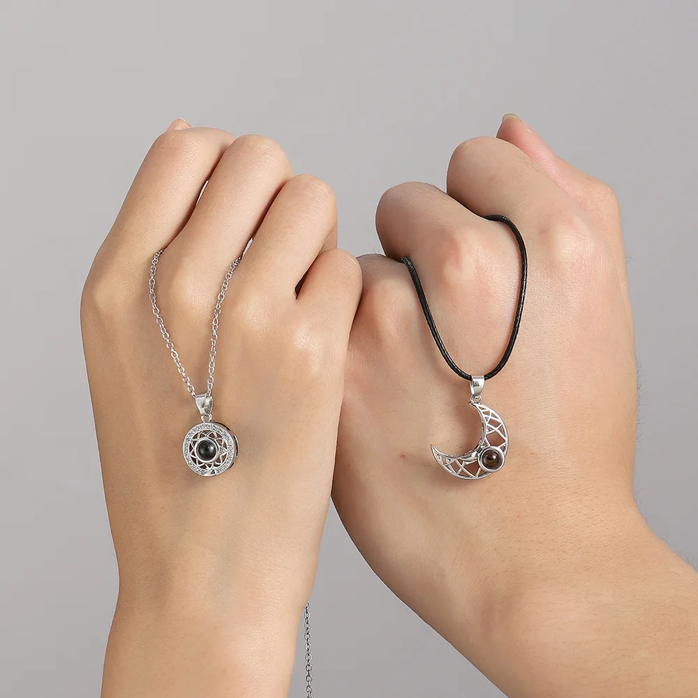 2PCS Magnetic Couple Matching  - đánh giá và giá Magnetic Couple Matching Necklaces