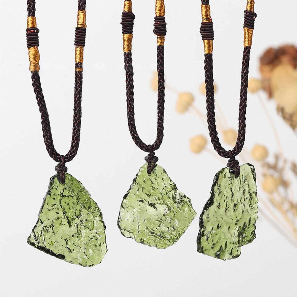 Natural Unique Crystal Quartz  - đánh giá và giá Crystal Pendant Necklace Natural Stone
