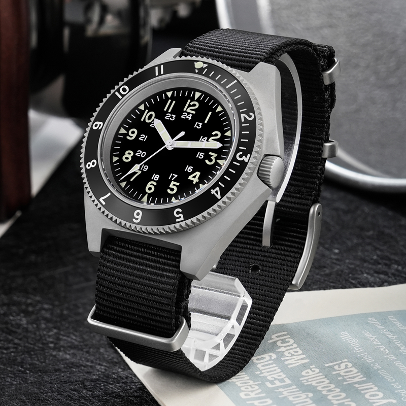 Watchdives WD1972 Quartz Watch - đánh giá và giá Watch Accessories
