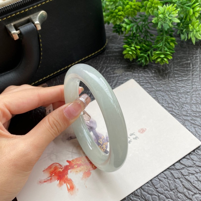 Myanmar for women, soft jadeit - đánh giá và giá Bracelets