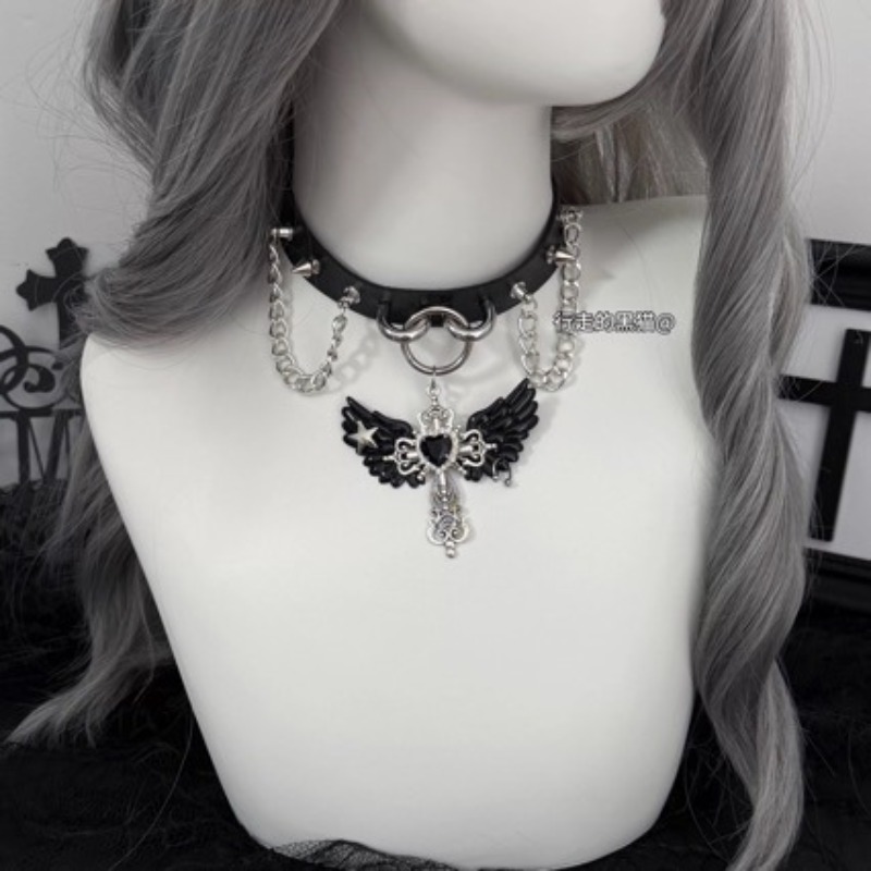 Gothic Subculture Angel Wing C - đánh giá và giá Layered Pendant Necklace Aesthetic
